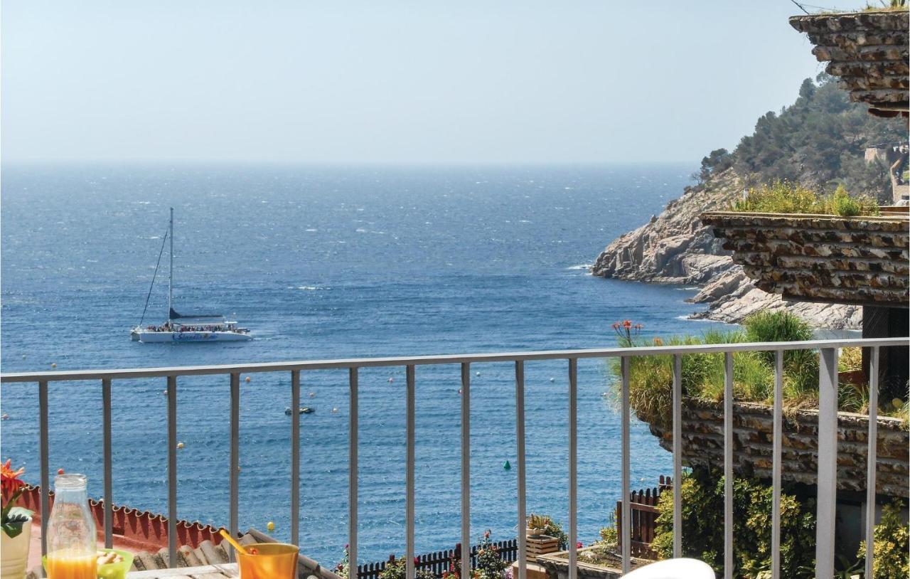 2 Bedroom Amazing Apartment In Tossa De Mar Exterior photo