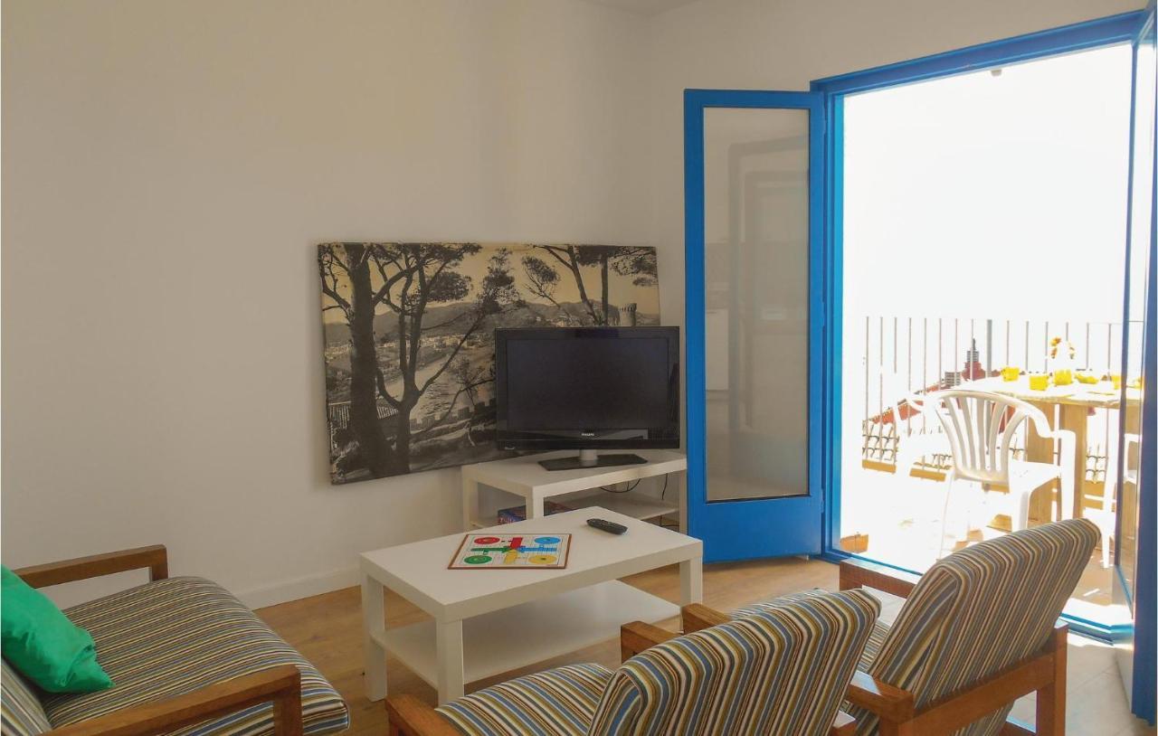 2 Bedroom Amazing Apartment In Tossa De Mar Exterior photo